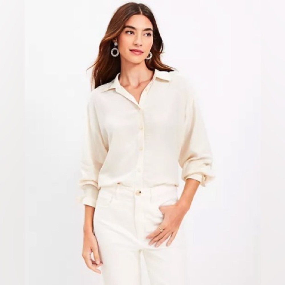 NWT LOFT Crepe Everyday Shirt in Cream Pure Vanilla